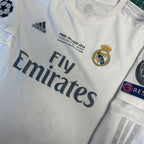 2016 Real Madrid Home Shirt UCL Final L/Sleeve Ronaldo 7 - Retro Soccer Jersey