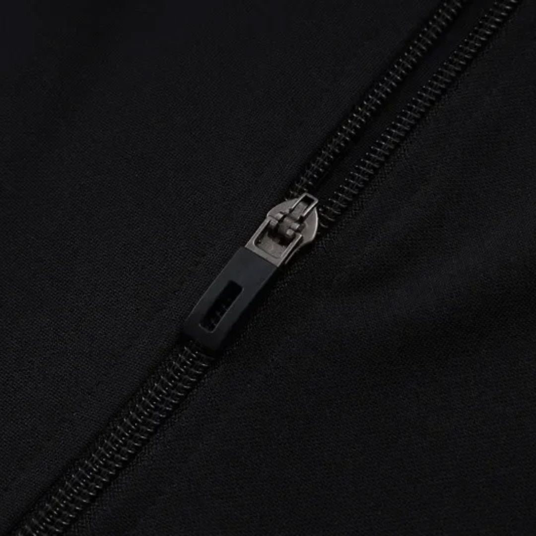 Juventus Black Tracksuit 2026 - Retro Tracksuit