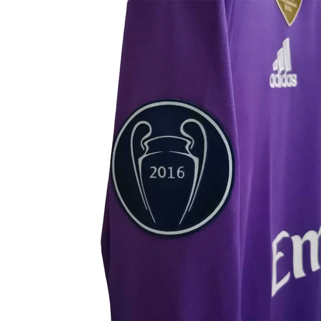 REAL MADRID 2016/17 AWAY CARDIFF FINAL JERSEY L/ SLEEVE RONALDO 7 - Retro Soccer Jersey